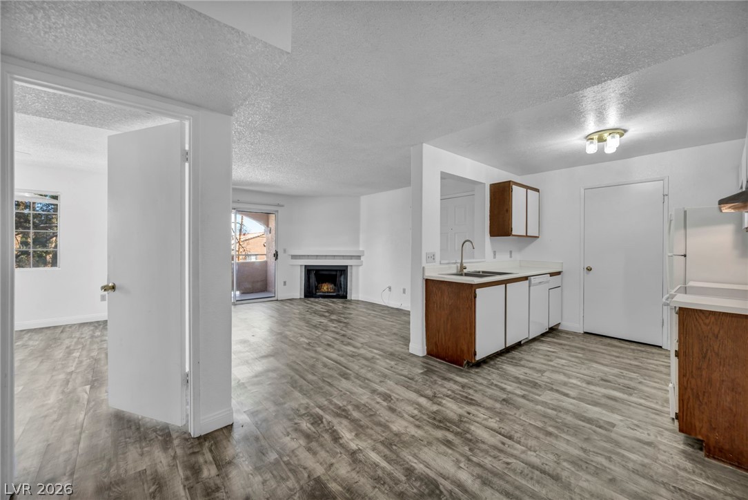 220 Mission Newport Lane 208 Las Vegas NV 89107