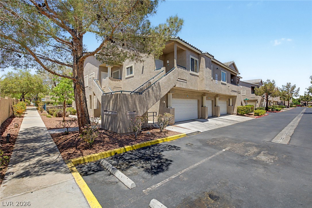 2153 Quarry Ridge Street 103 Las Vegas NV 89117