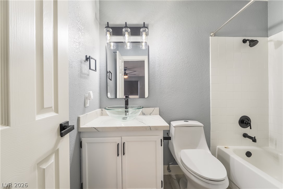 936 Boulder Mesa Drive 201 Las Vegas NV 89128
