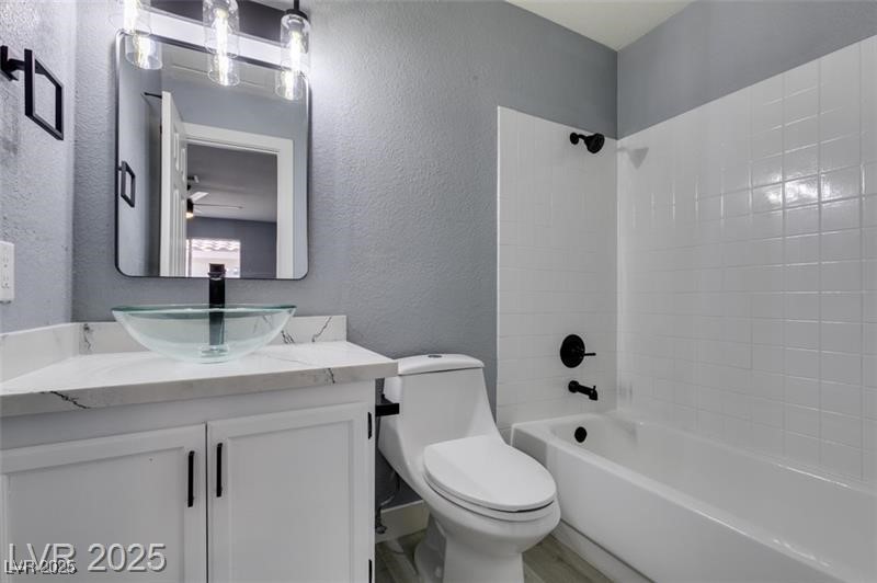 936 Boulder Mesa Drive 201 Las Vegas NV 89128