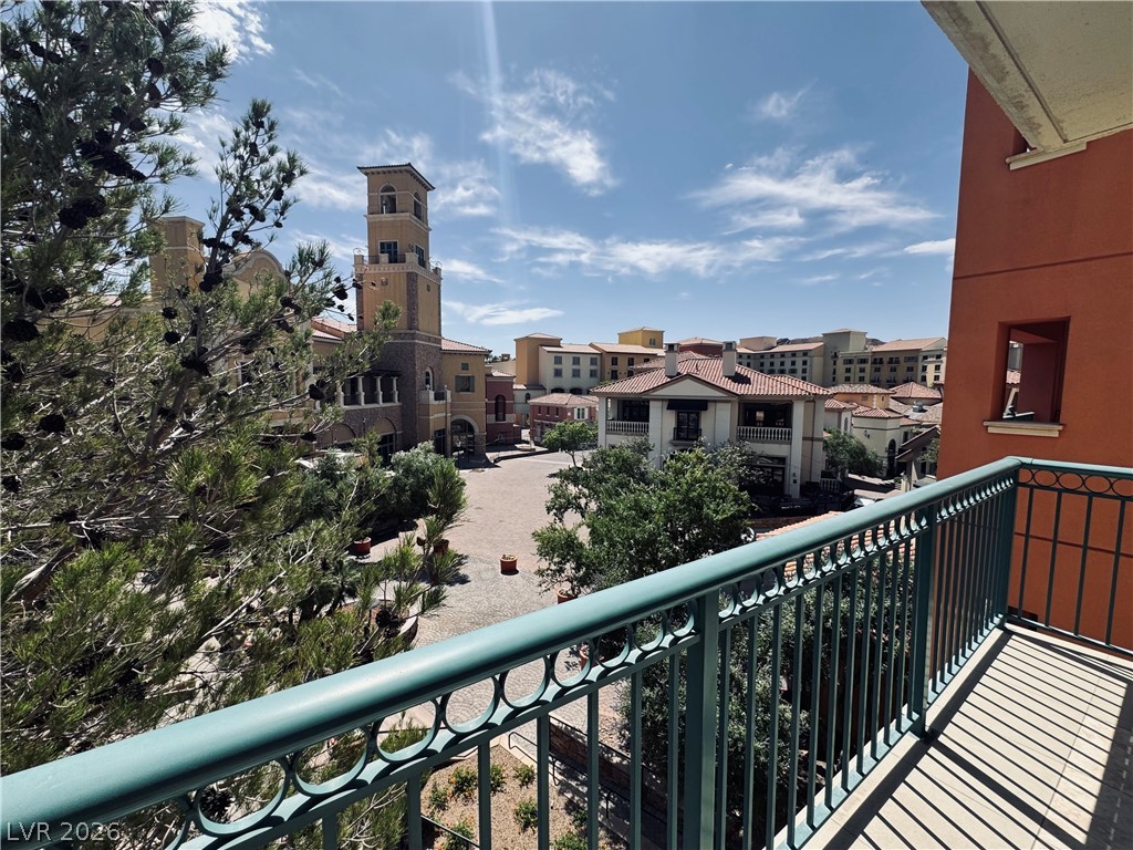 30 Strada Di Villaggio 317 Henderson NV 89011