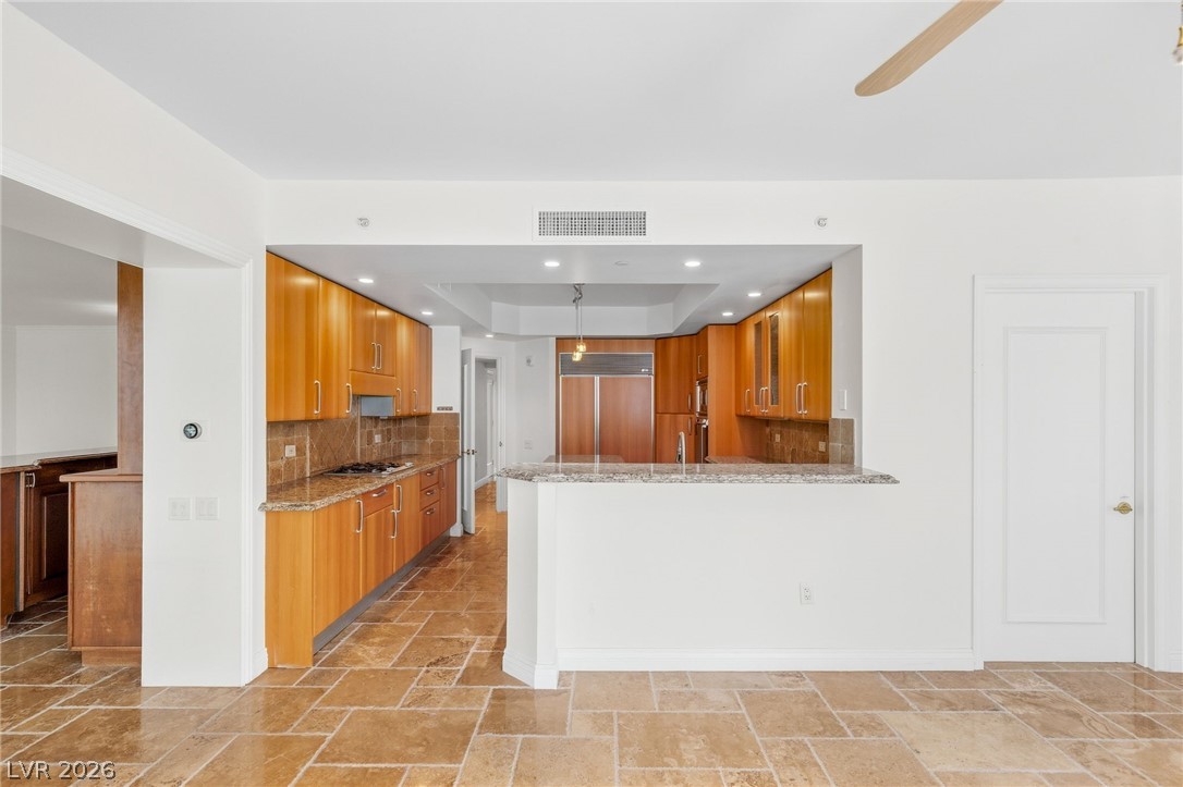 2747 Paradise Road 501 Las Vegas NV 89109