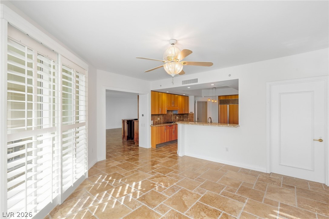 2747 Paradise Road 501 Las Vegas NV 89109