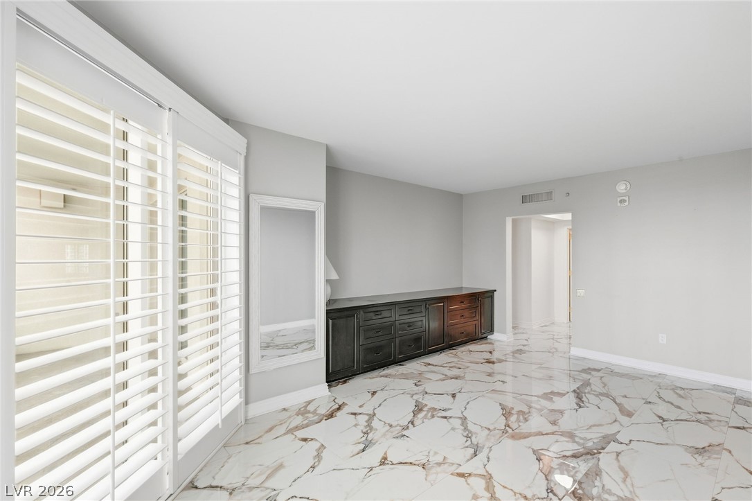 2747 Paradise Road 501 Las Vegas NV 89109