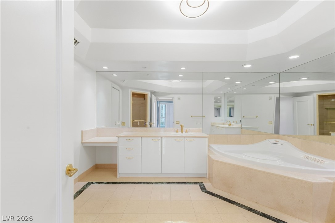 2747 Paradise Road 501 Las Vegas NV 89109