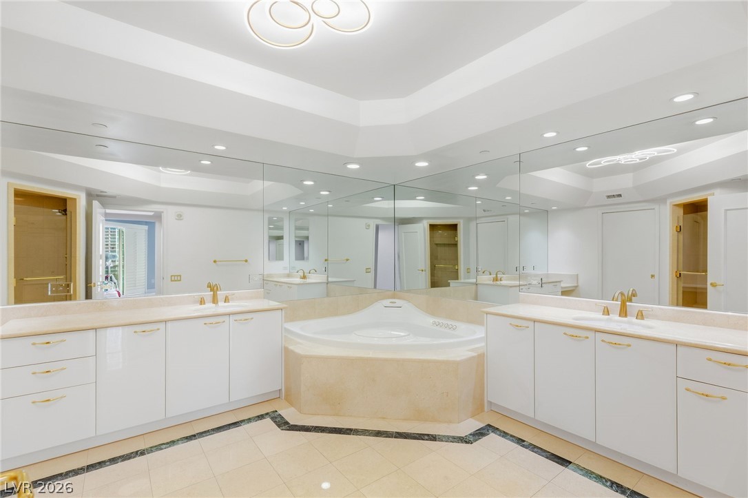 2747 Paradise Road 501 Las Vegas NV 89109