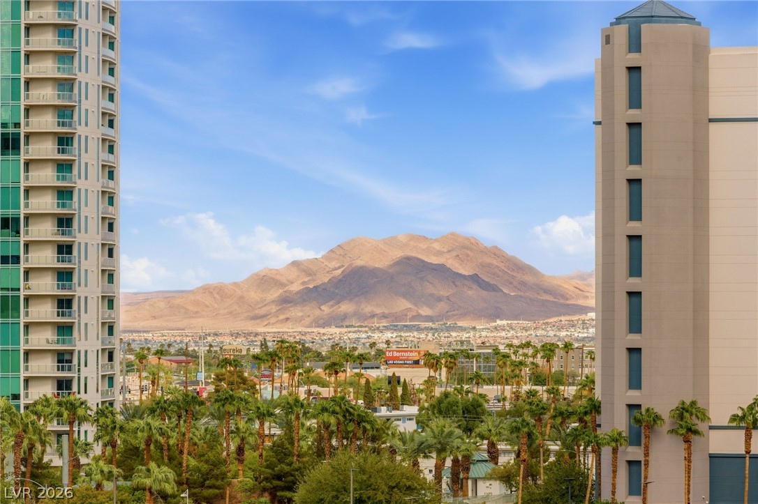 2747 Paradise Road 501 Las Vegas NV 89109