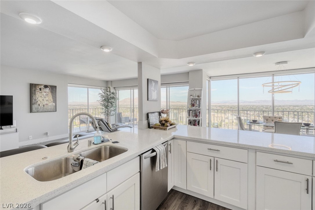 3111 Bel Air Drive 21f Las Vegas NV 89109