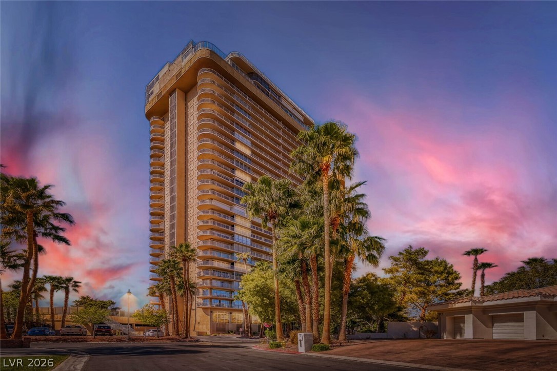 3111 Bel Air Drive 21f Las Vegas NV 89109