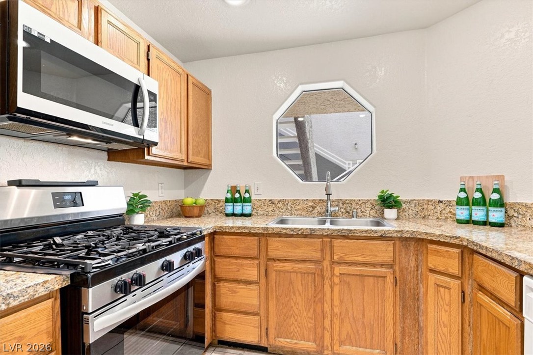 5042 South Rainbow Boulevard 101 Las Vegas NV 89118