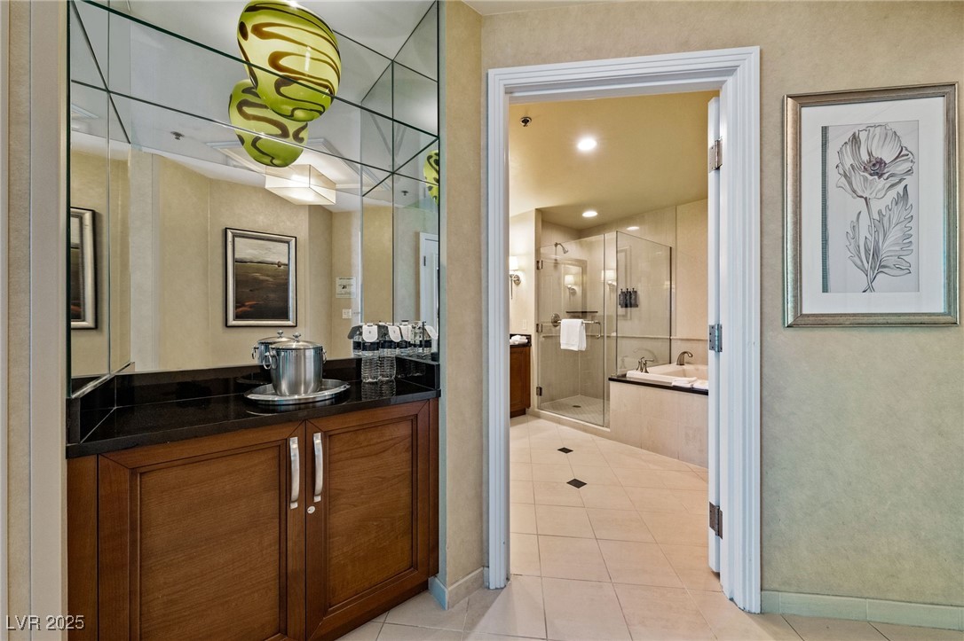 145 East Harmon Avenue 2918 Las Vegas NV 89109