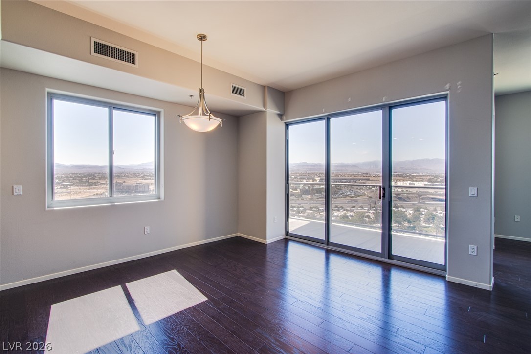 8255 Las Vegas Boulevard 1702 Las Vegas NV 89123