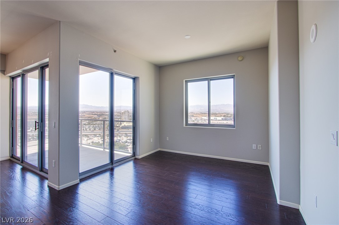 8255 Las Vegas Boulevard 1702 Las Vegas NV 89123