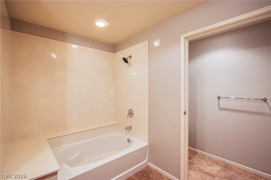 8255 Las Vegas Boulevard 1702 Las Vegas NV 89123