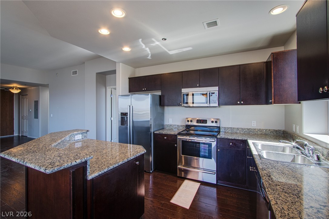 8255 Las Vegas Boulevard 1702 Las Vegas NV 89123