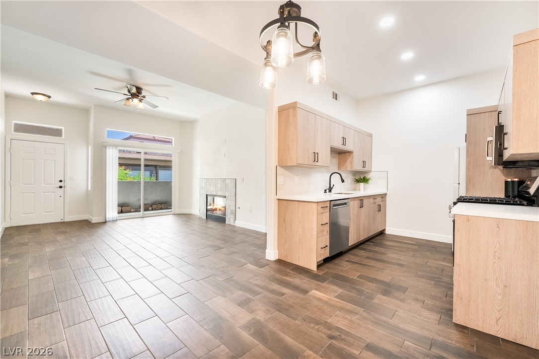 700 Carnegie Street 2314 Henderson NV 89052