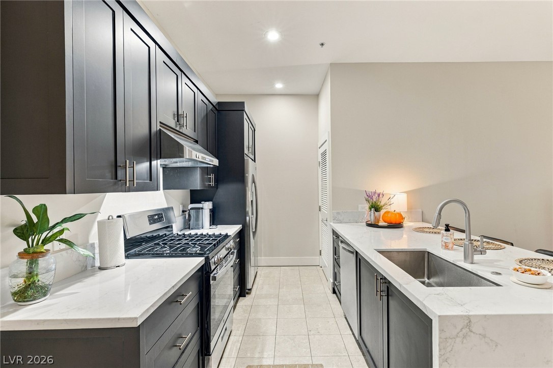 4585 Dean Martin Drive 204 Las Vegas NV 89103