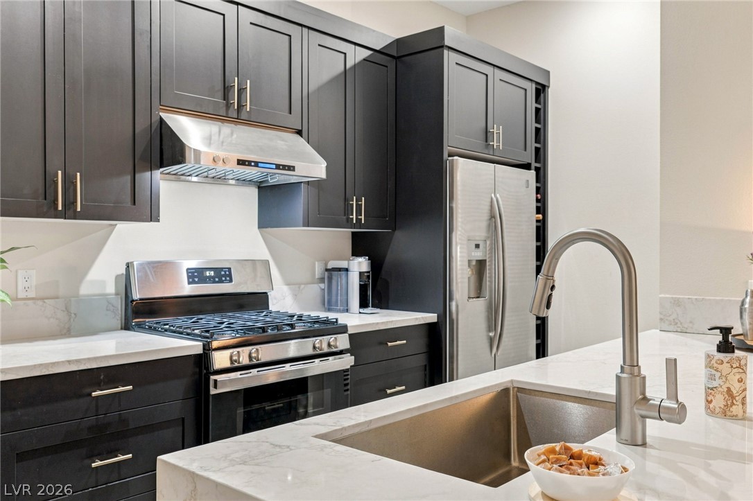 4585 Dean Martin Drive 204 Las Vegas NV 89103
