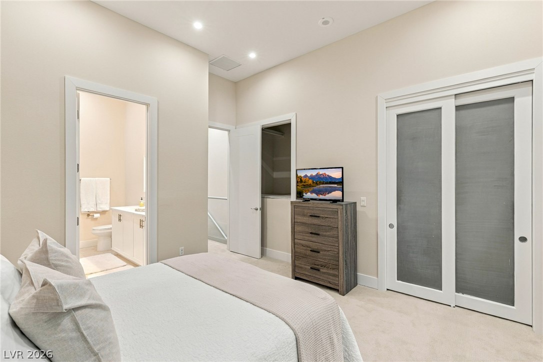 4585 Dean Martin Drive 204 Las Vegas NV 89103