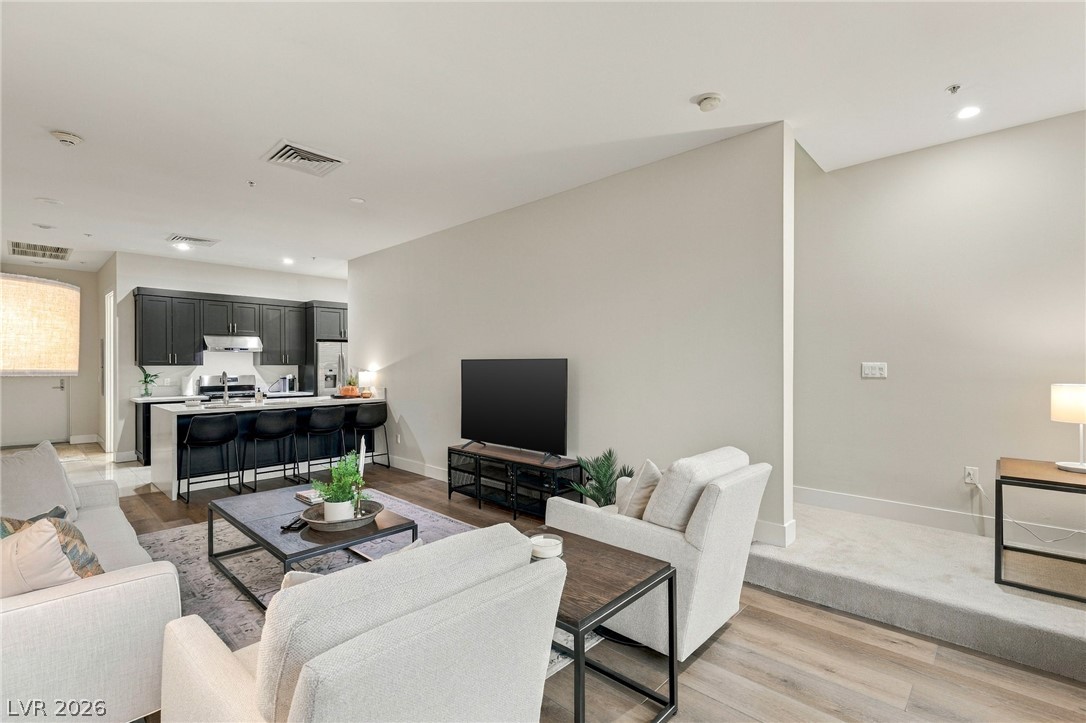 4585 Dean Martin Drive 204 Las Vegas NV 89103