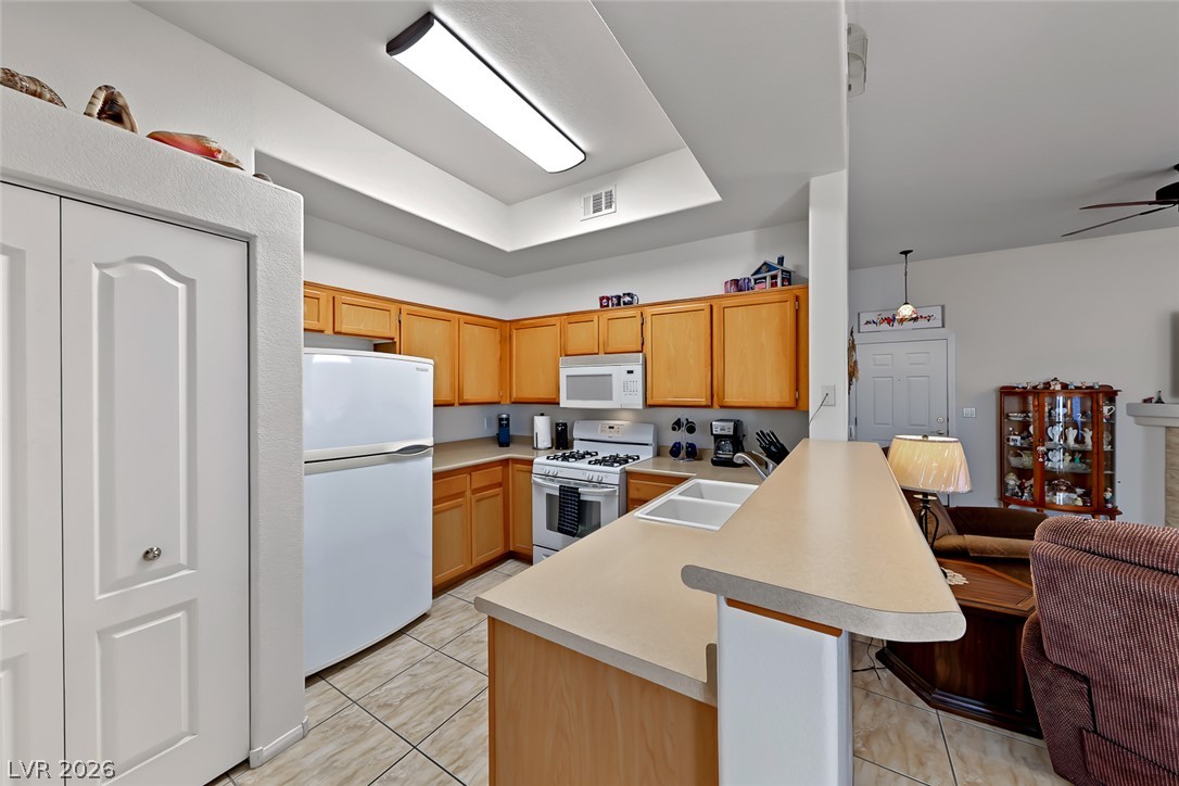 700 Carnegie Street 3714 Henderson NV 89052