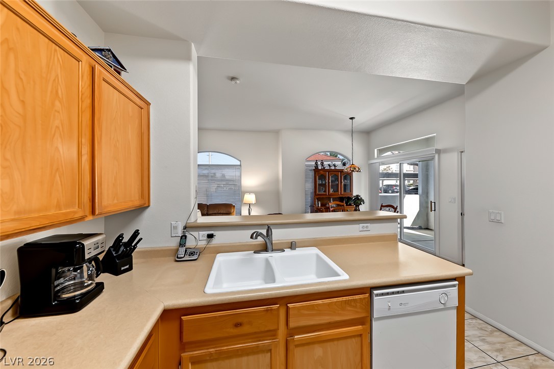 700 Carnegie Street 3714 Henderson NV 89052