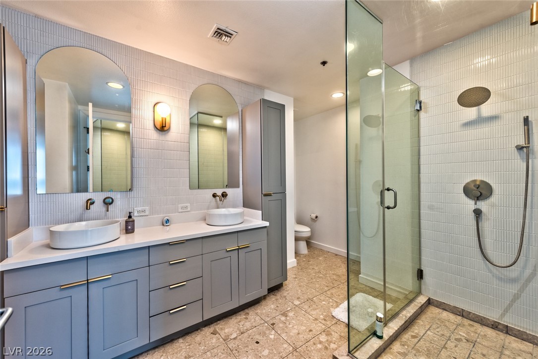 4575 Dean Martin Drive 805 Las Vegas NV 89103