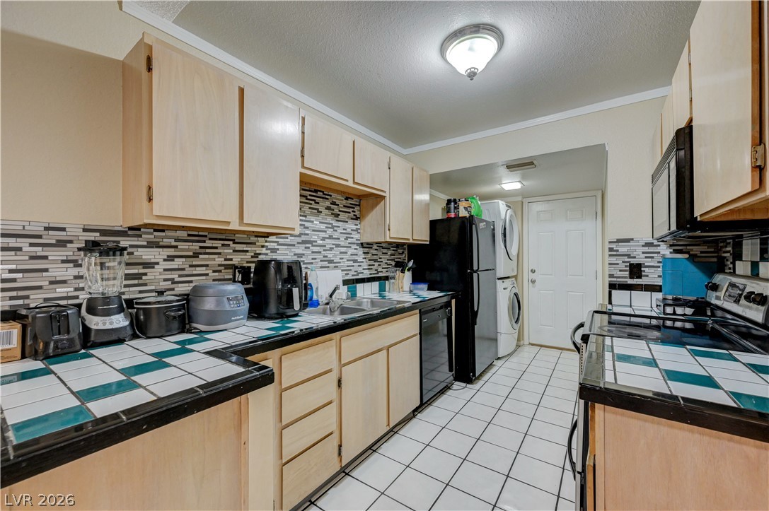 4734 Roberta Street 2 Las Vegas NV 89119