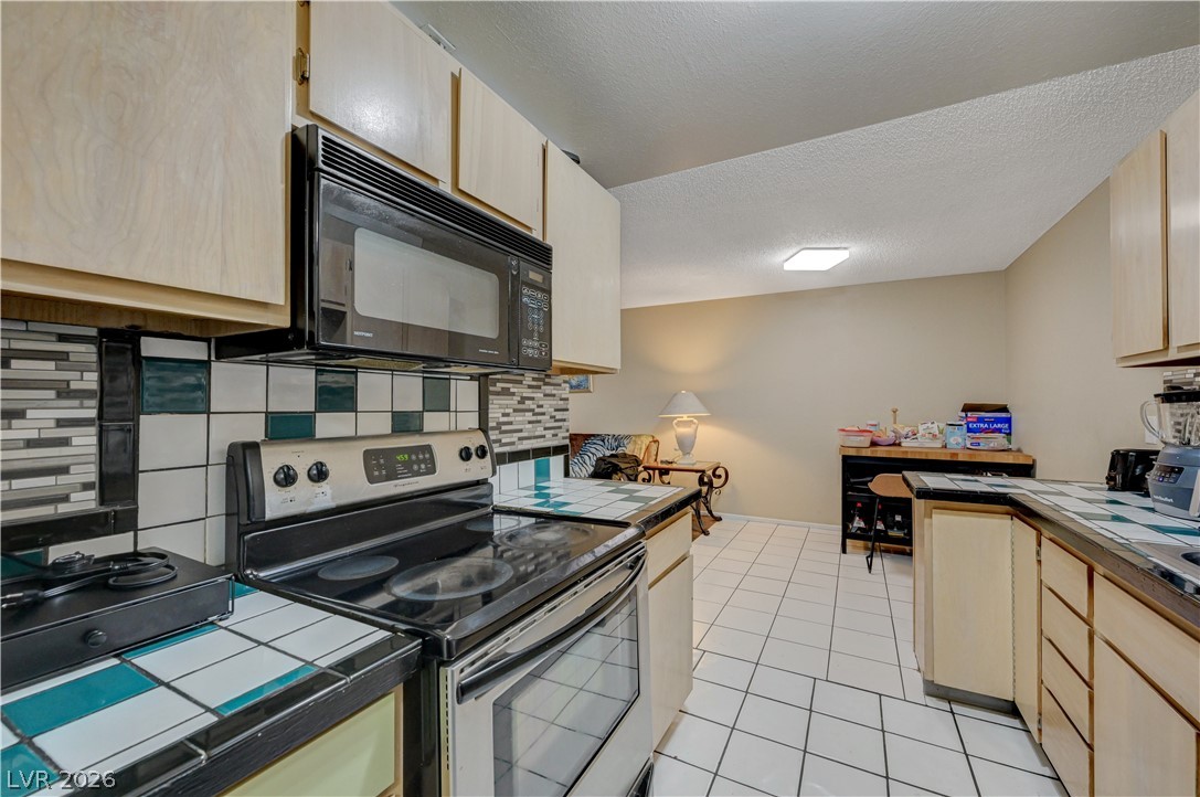 4734 Roberta Street 2 Las Vegas NV 89119
