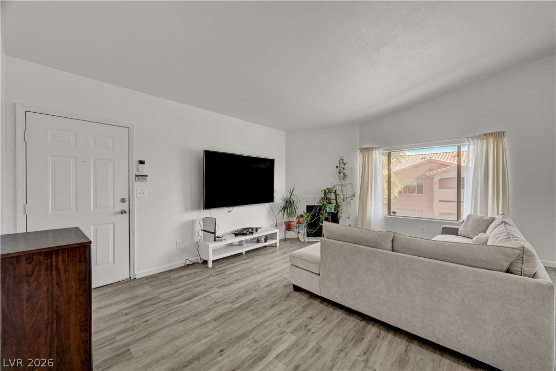 8450 Alta Drive 229 Las Vegas NV 89145