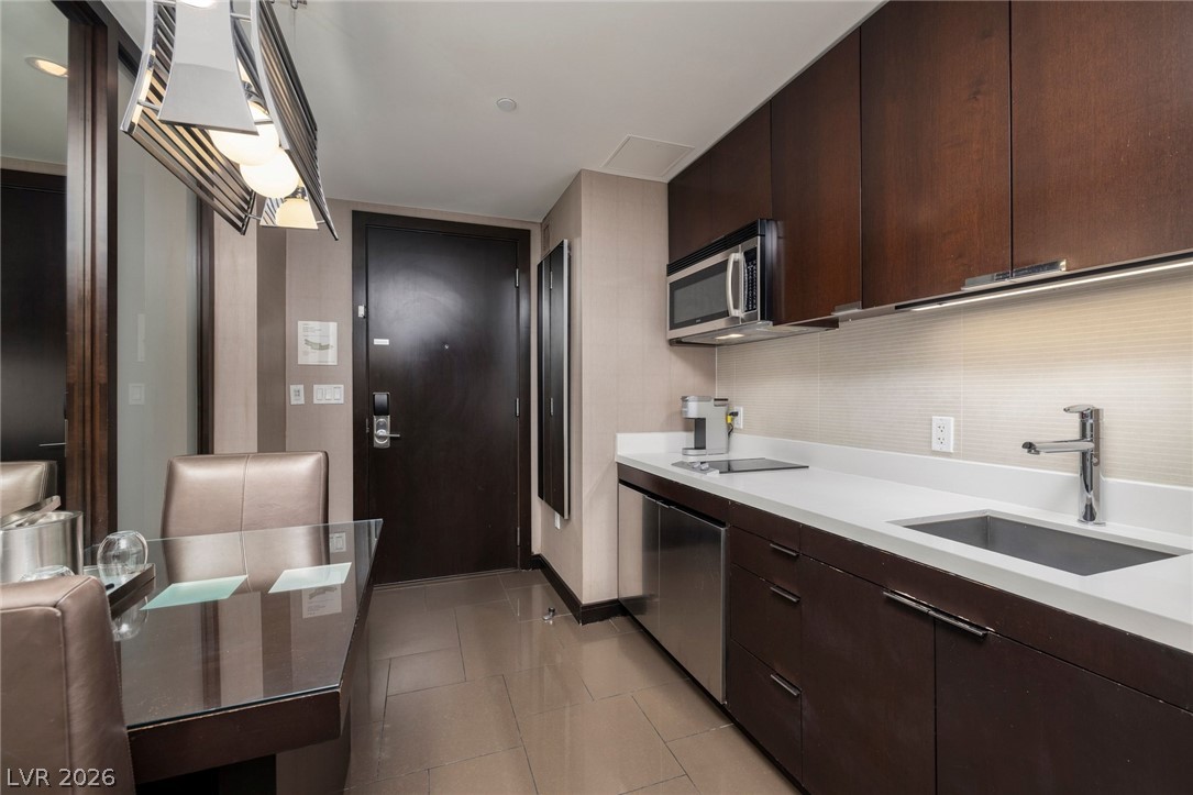 2600 West Harmon Avenue 16046 Las Vegas NV 89158