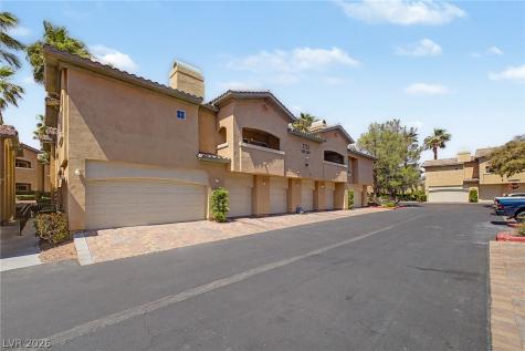 1713 Sky Of Red Drive Las Vegas NV 89128