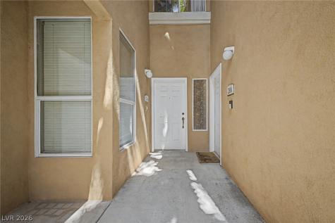 1713 Sky Of Red Drive Las Vegas NV 89128