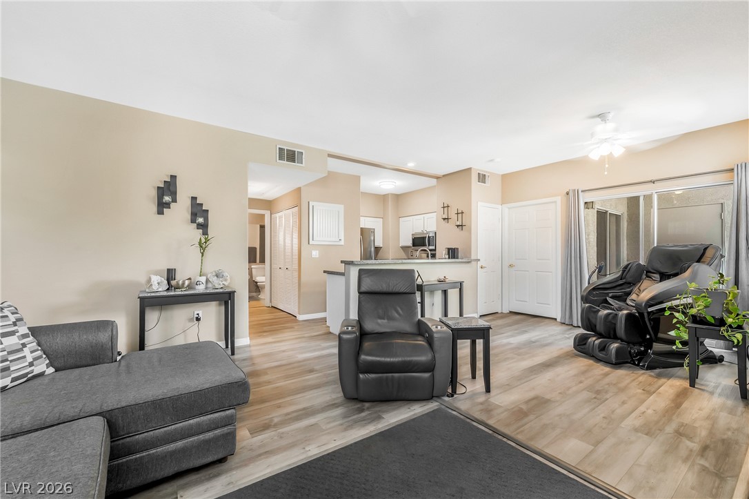 2251 Wigwam Parkway 1812 Henderson NV 89074