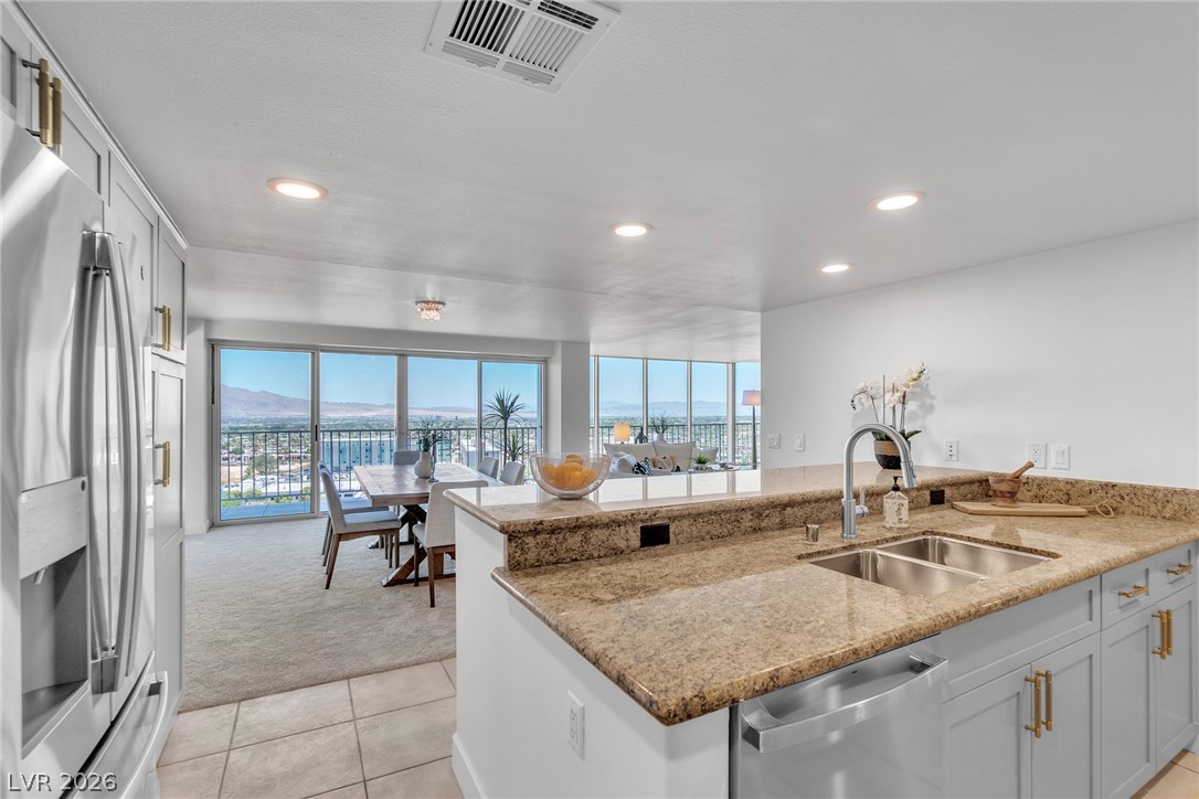 3111 Bel Air Drive 18b Las Vegas NV 89109