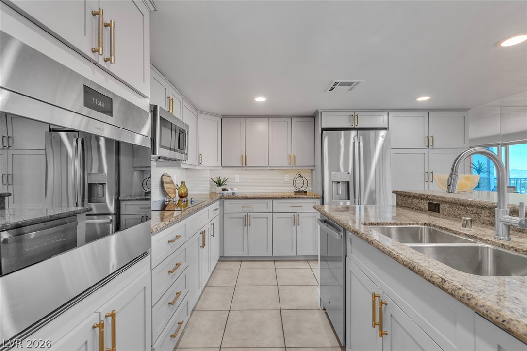 3111 Bel Air Drive 18b Las Vegas NV 89109