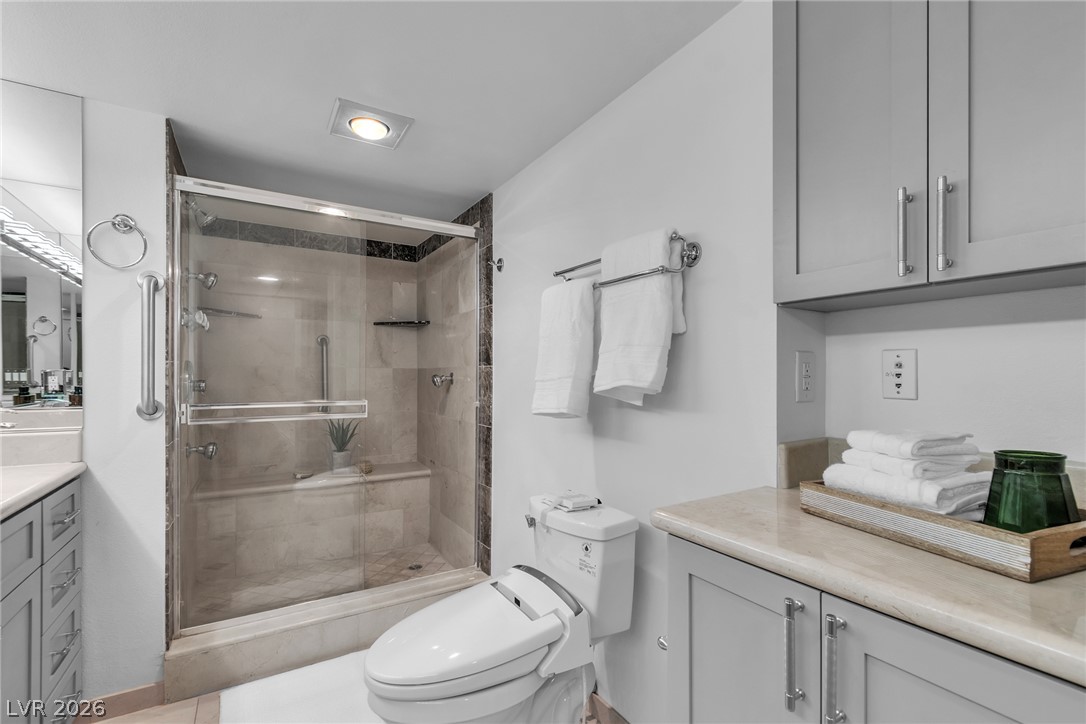 3111 Bel Air Drive 18b Las Vegas NV 89109