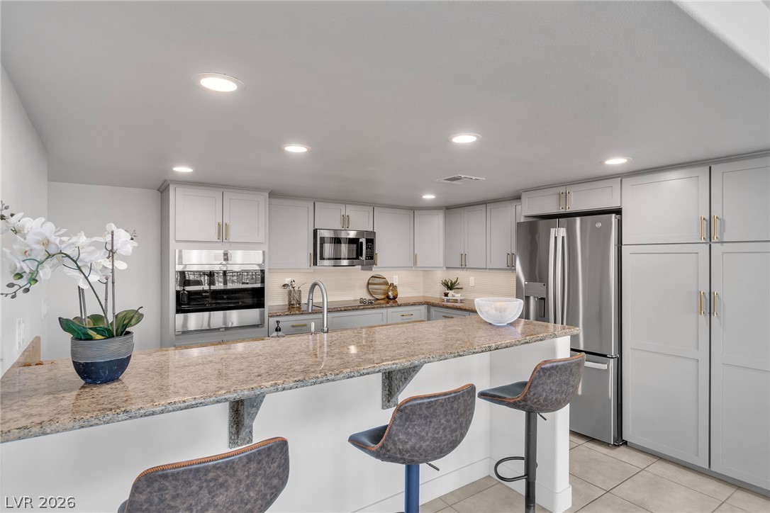 3111 Bel Air Drive 18b Las Vegas NV 89109