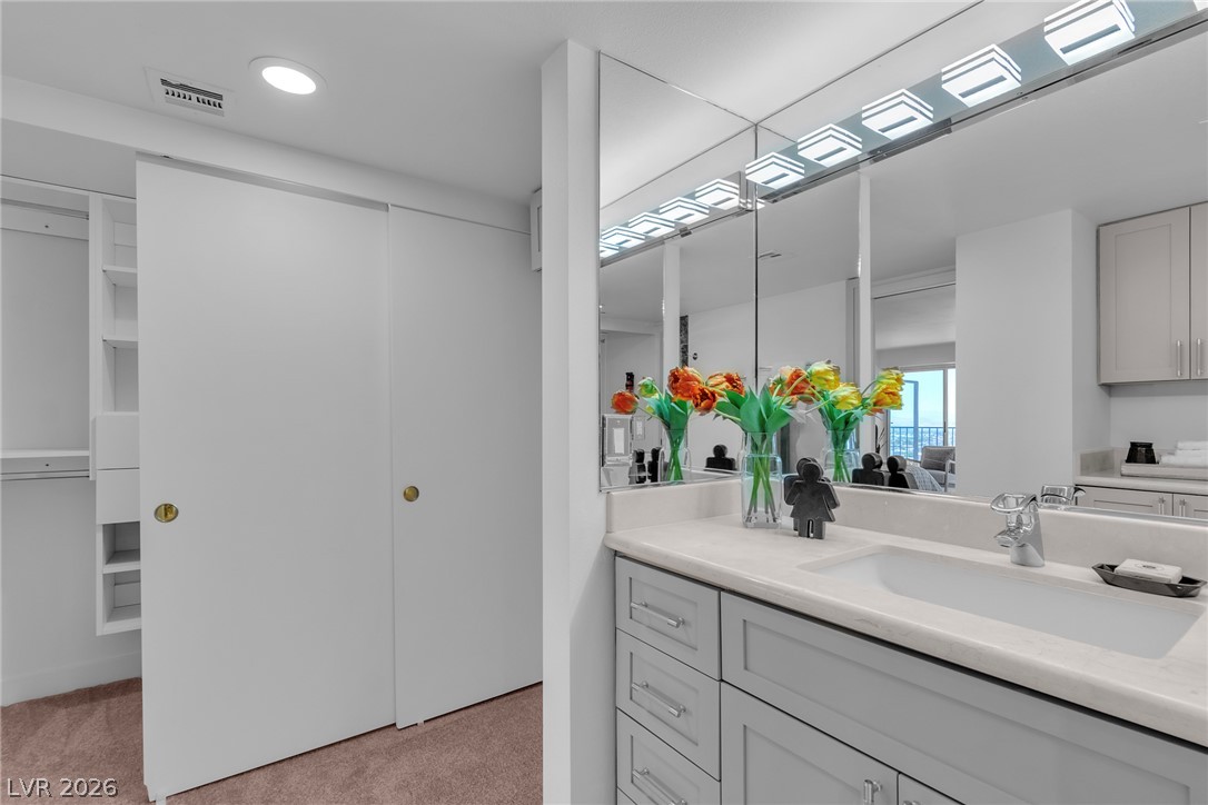 3111 Bel Air Drive 18b Las Vegas NV 89109