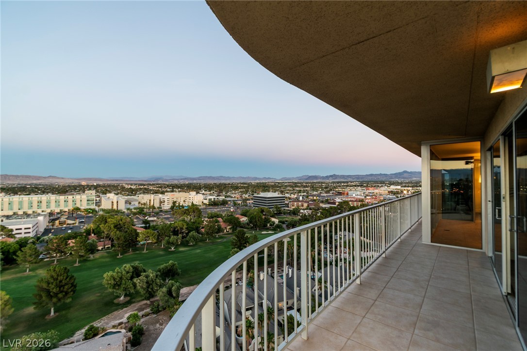 3111 Bel Air Drive 18b Las Vegas NV 89109