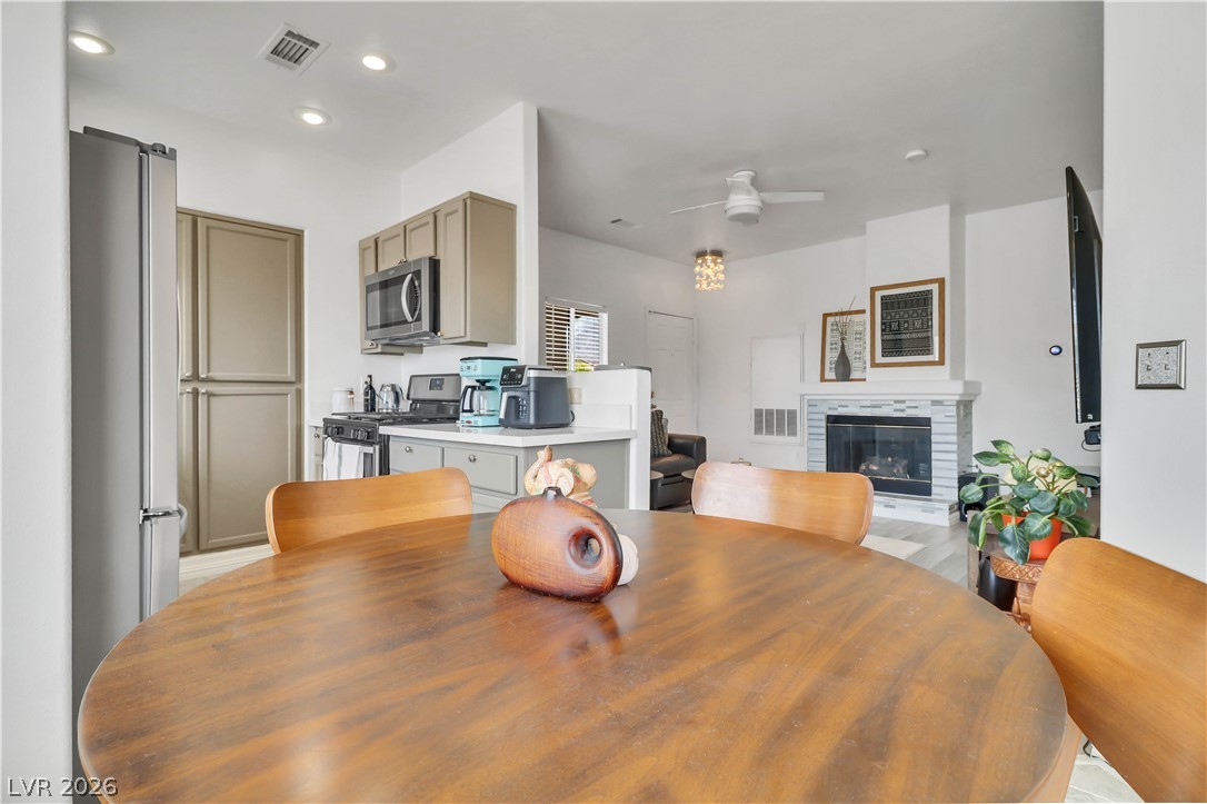 1401 Red Crest Lane 201 Las Vegas NV 89144