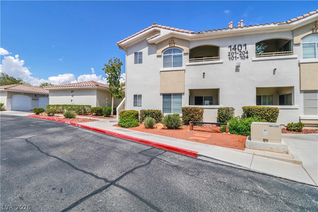 1401 Red Crest Lane 201 Las Vegas NV 89144