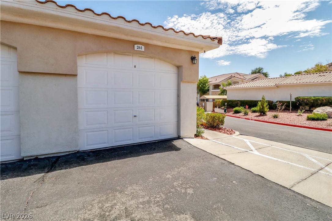1401 Red Crest Lane 201 Las Vegas NV 89144