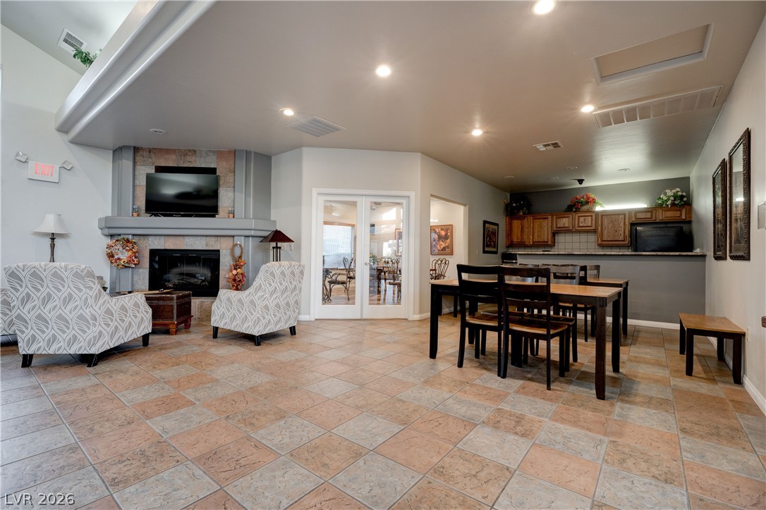 2305 West Horizon Ridge Parkway 224 Henderson NV 89052