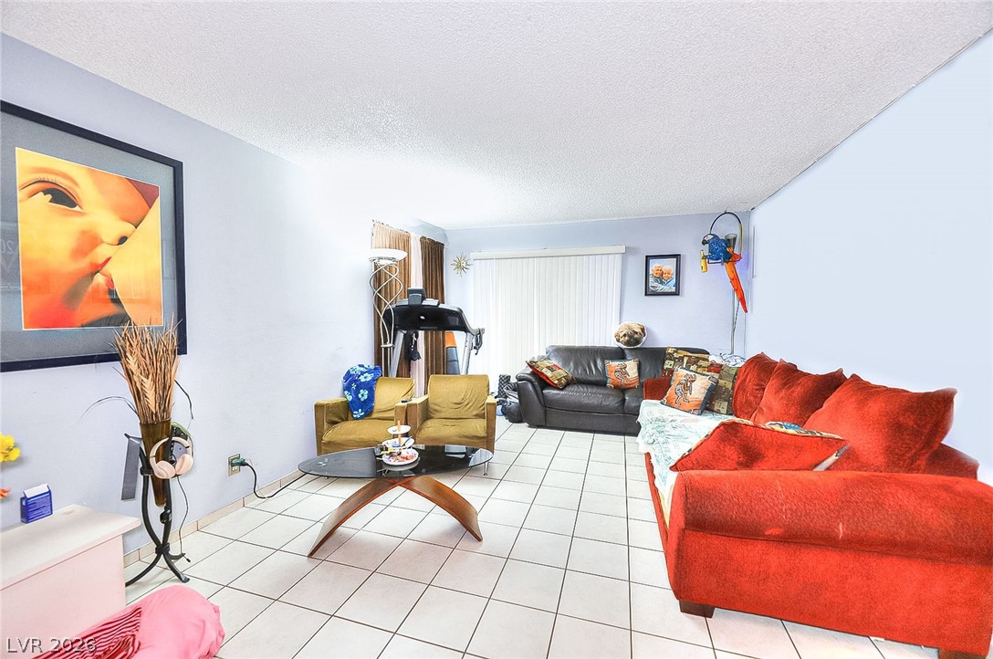 1500 Hialeah Drive C Las Vegas NV 89119
