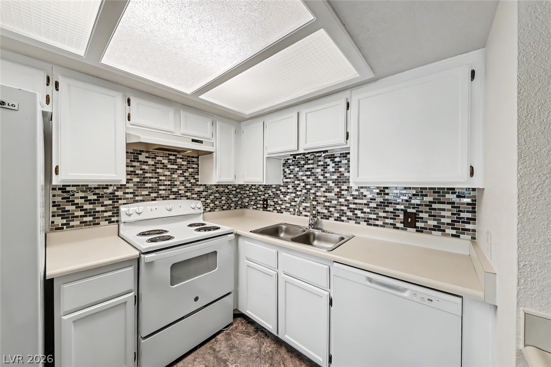 1340 Pinto Rock Lane 201 Las Vegas NV 89128