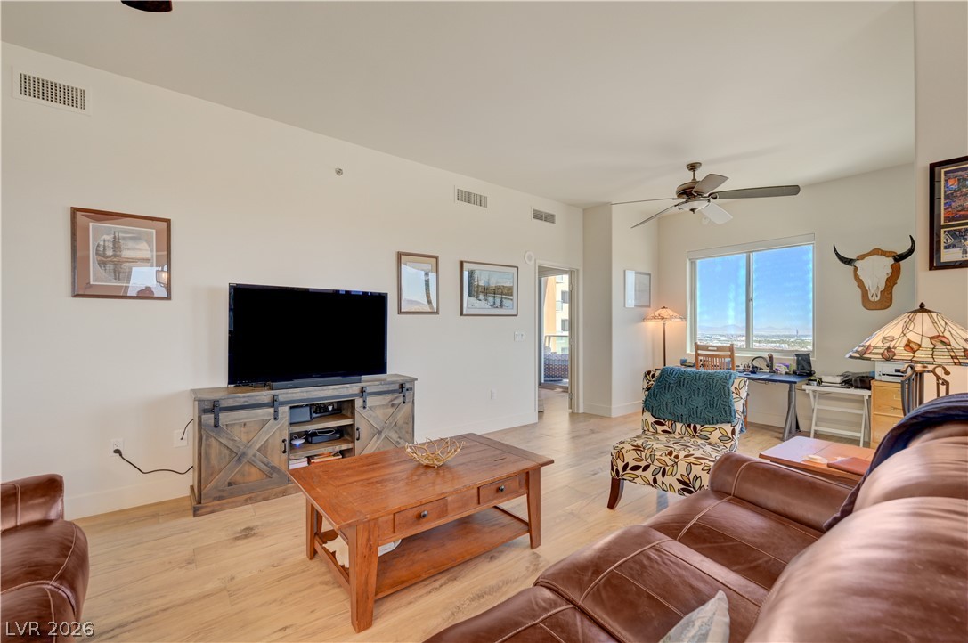 8255 Las Vegas Boulevard 1513 Las Vegas NV 89123