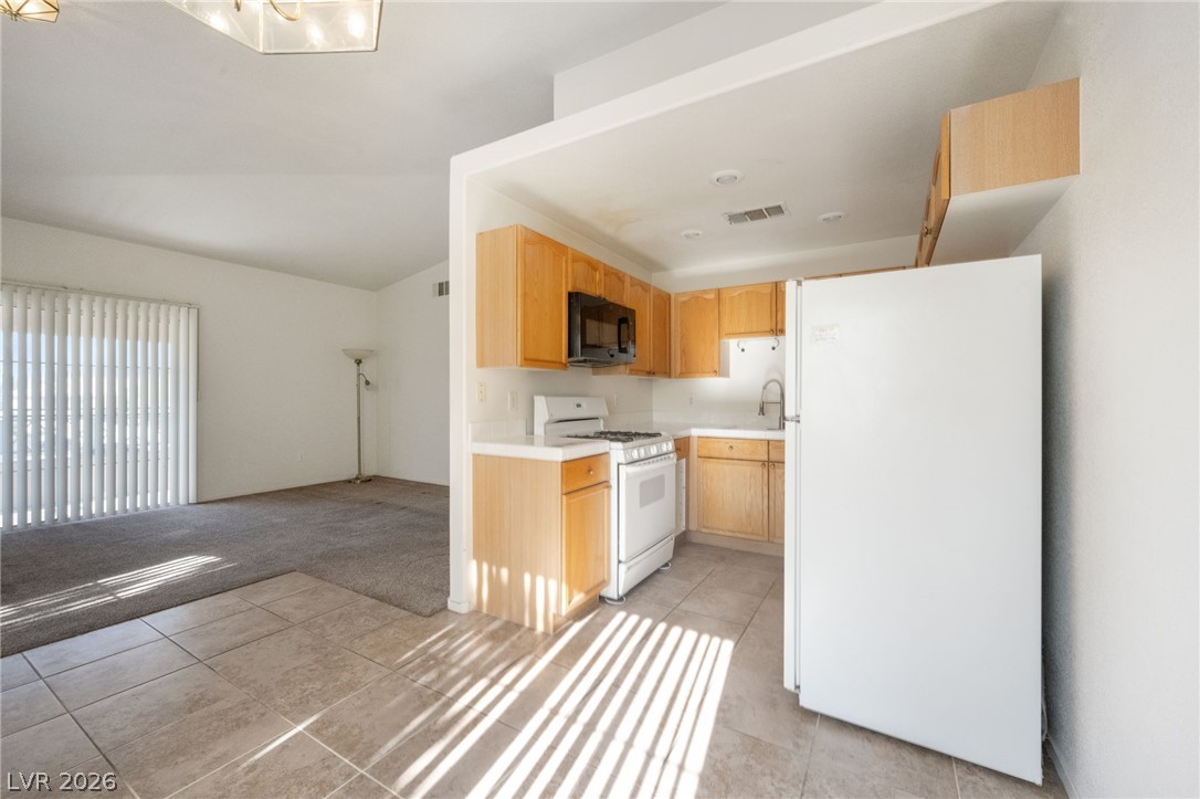 325 Amber Pine Street 205 Las Vegas NV 89144
