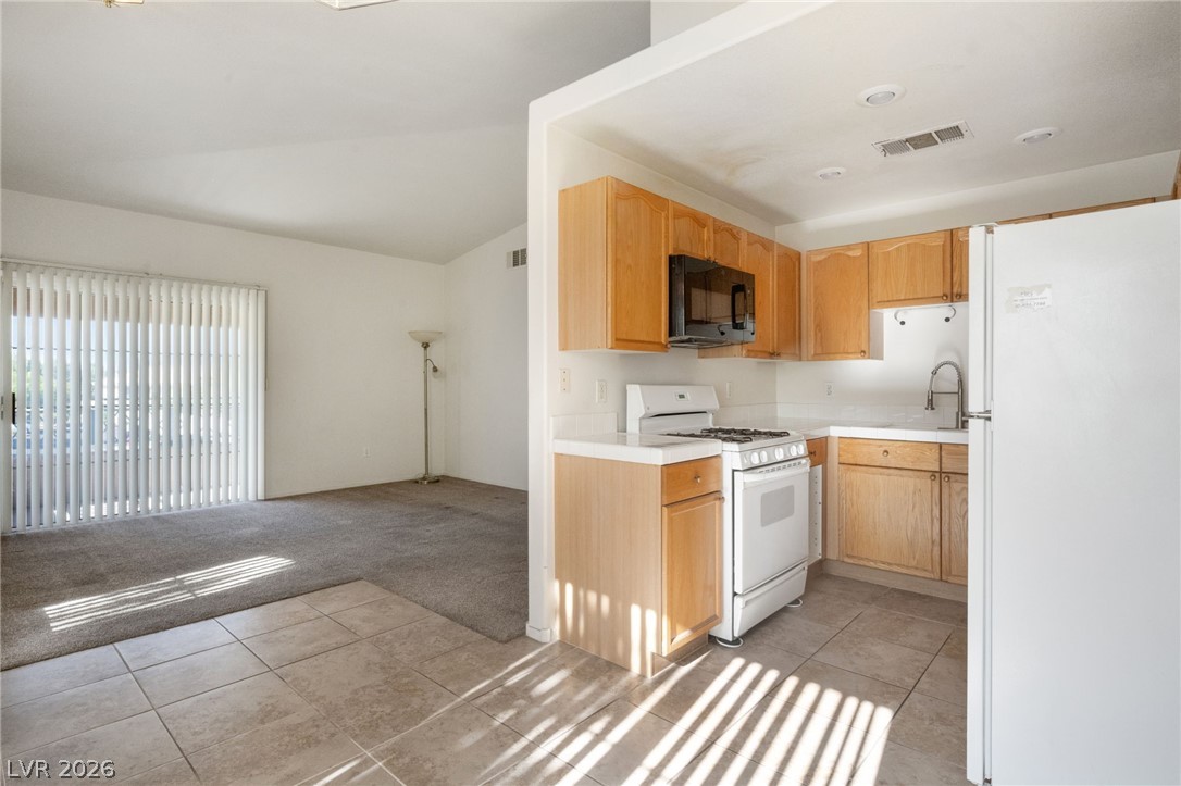 325 Amber Pine Street 205 Las Vegas NV 89144