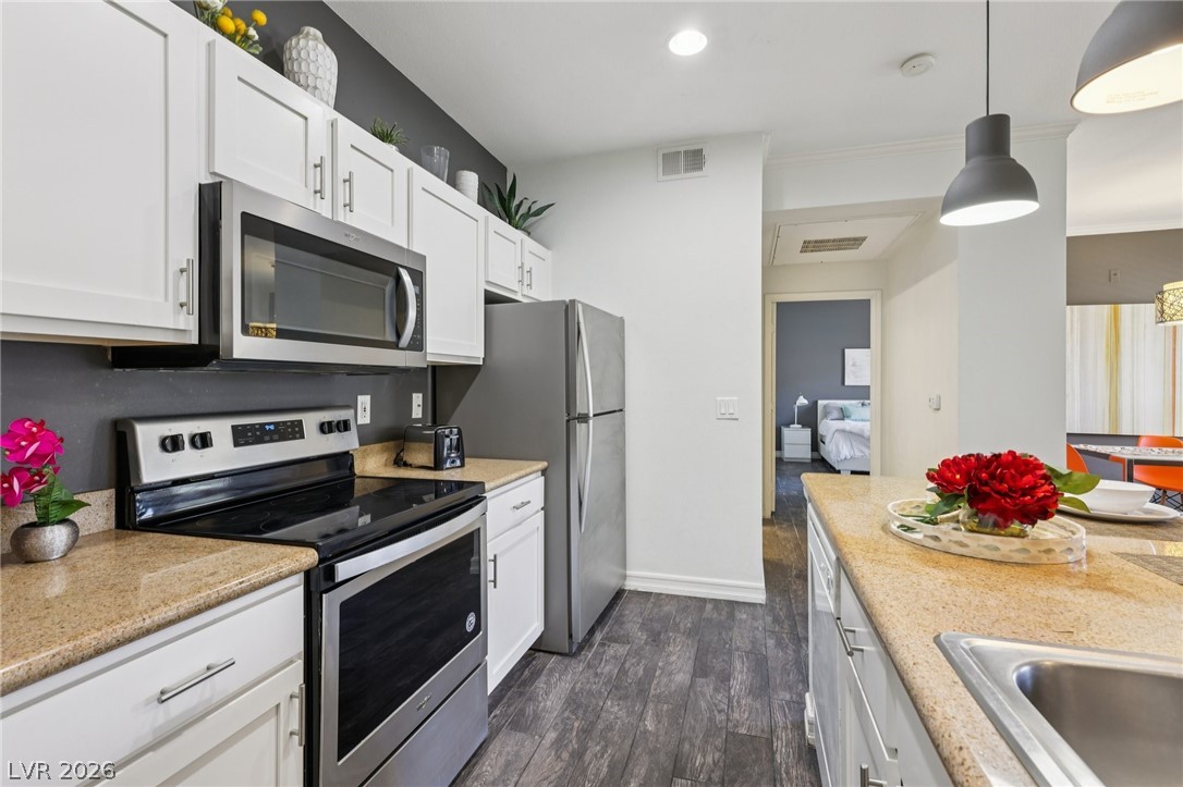 2900 Sunridge Heights Parkway 814 Henderson NV 89052